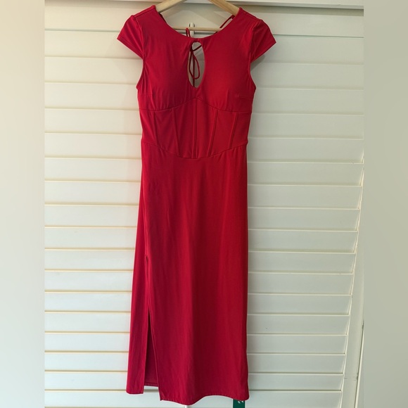 HALARA Dresses & Skirts - HALARA Berry Red Dress